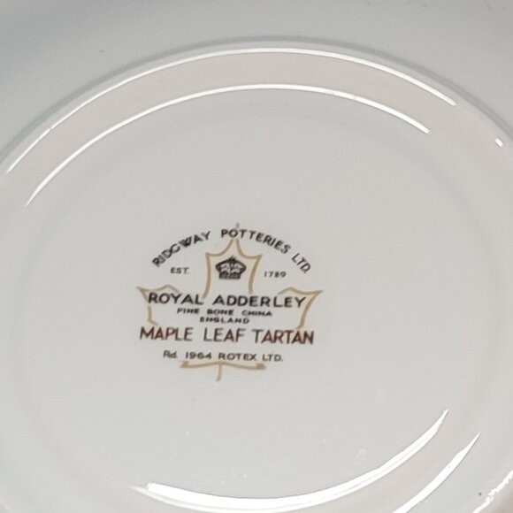 Vintage Tea Cup & Saucer Set - Picture 5 of 7